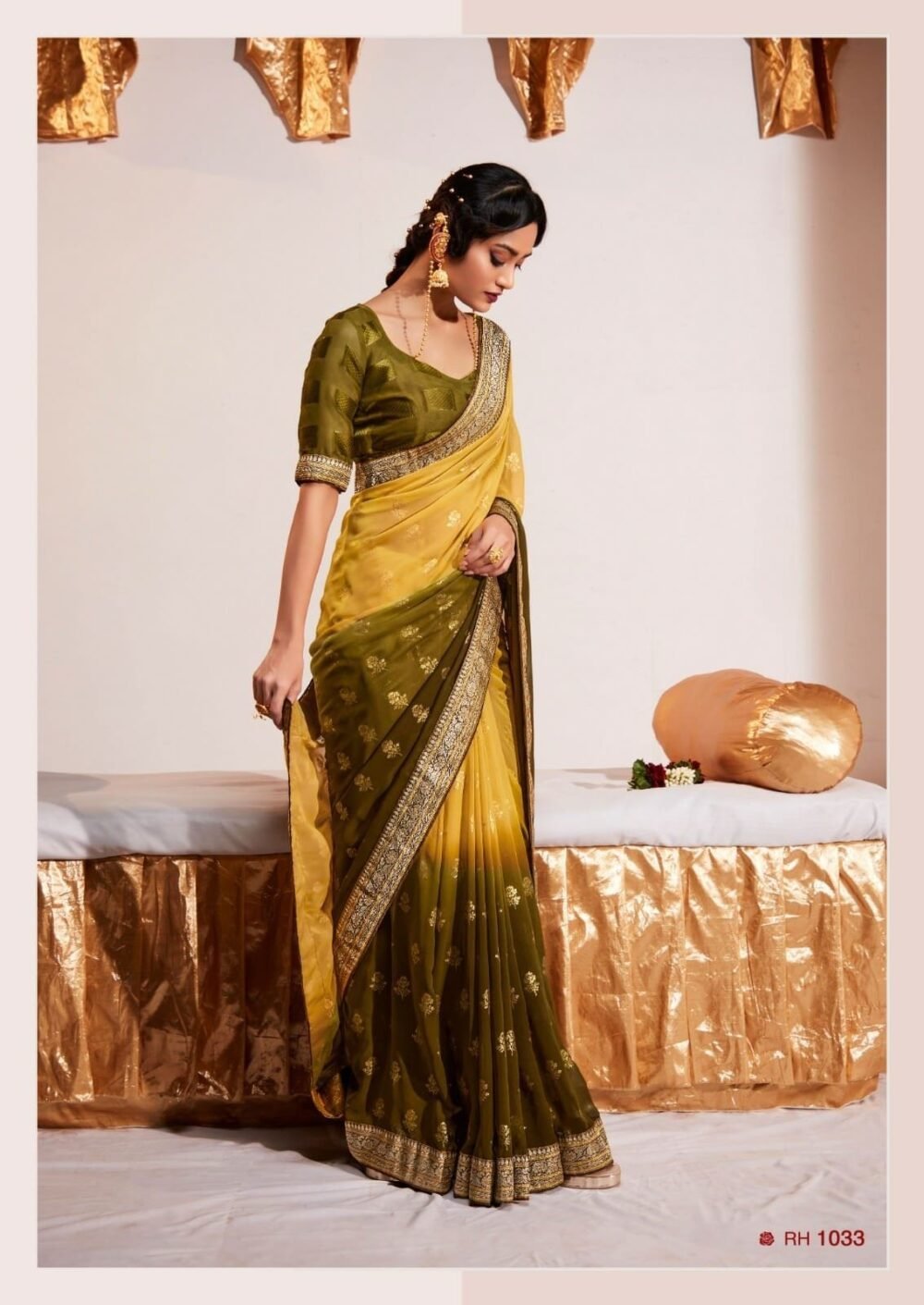 Dual tone Chiffon saree